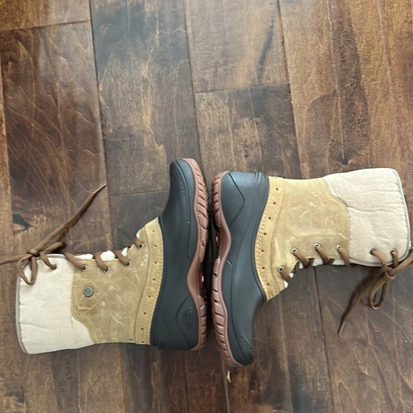 The North Face Boot - Picture 10 of 12